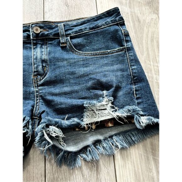 KanCan Los Angeles leopard distressed jean shorts size M - Picture 2 of 11